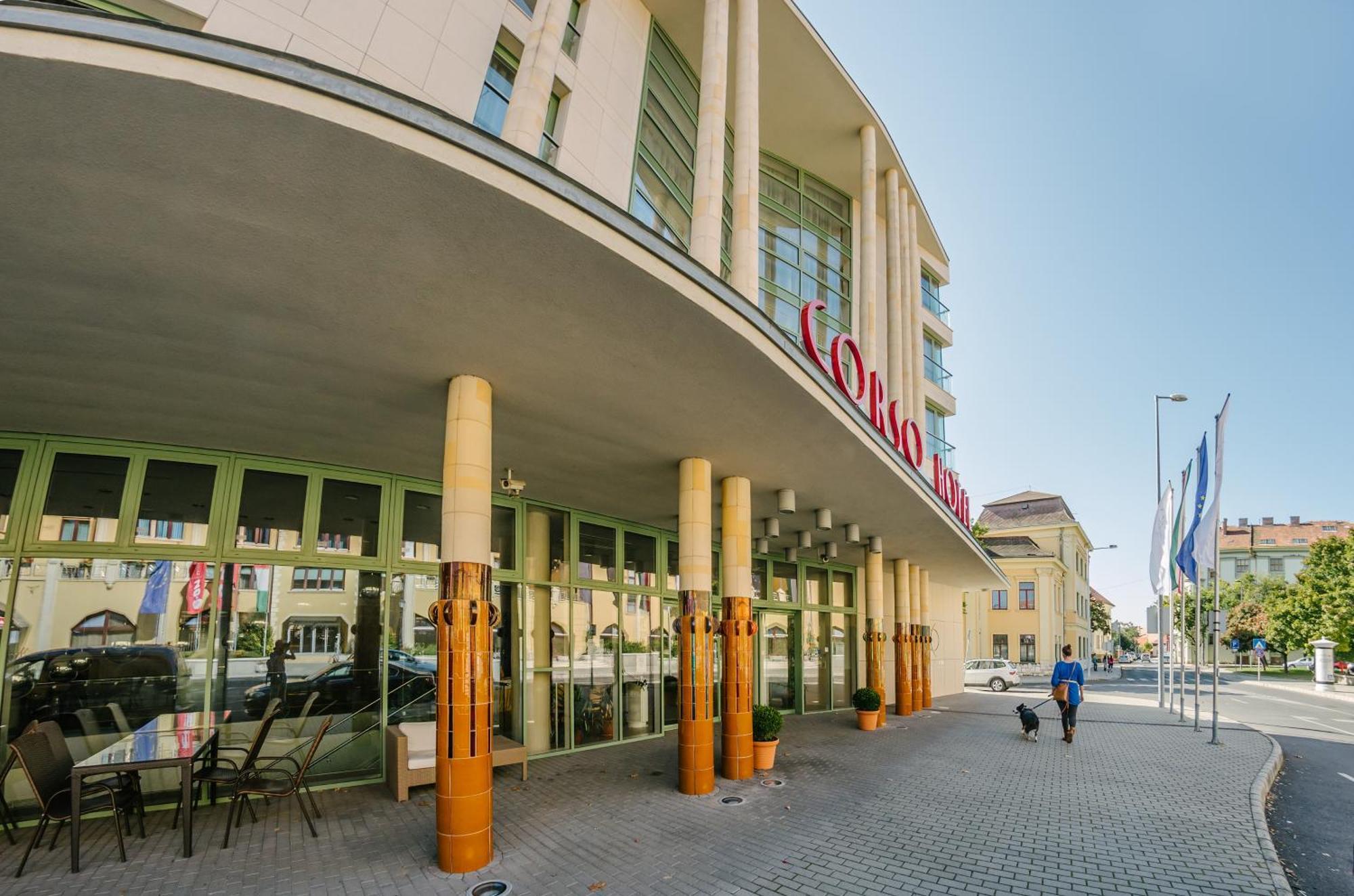 Hotel Corso Pécs